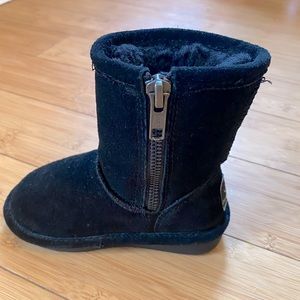 Black toddler Bearpaw boots